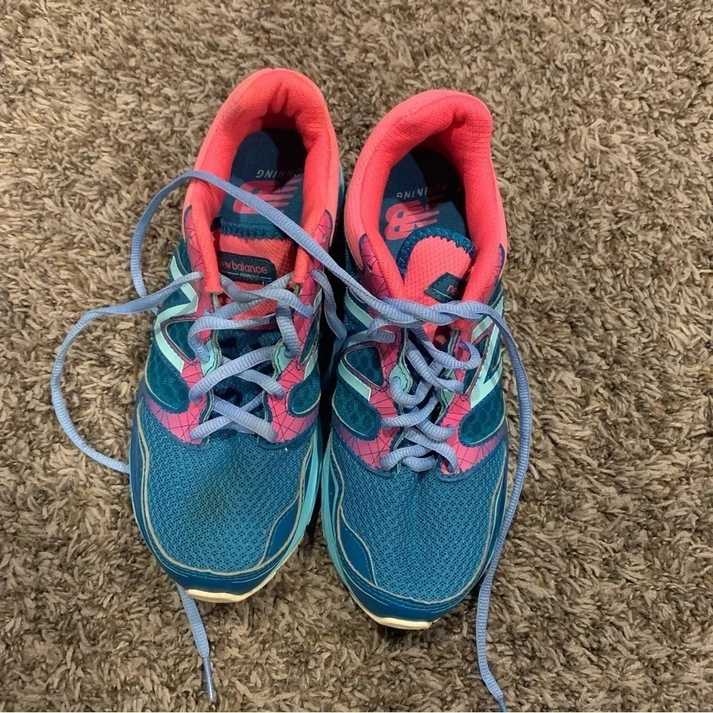 Women’s New Balance Tennis Shoe